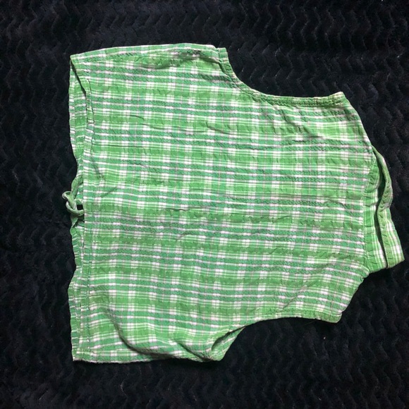 3/$10 Basic Editions Top - Picture 2 of 3